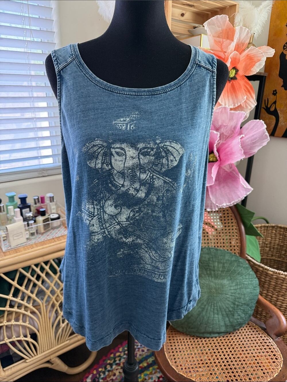 Vintage 90s/Y2K Lucky Brand Ganesha Graphic Sleeveless Boho Grunge T-Shirt Tank